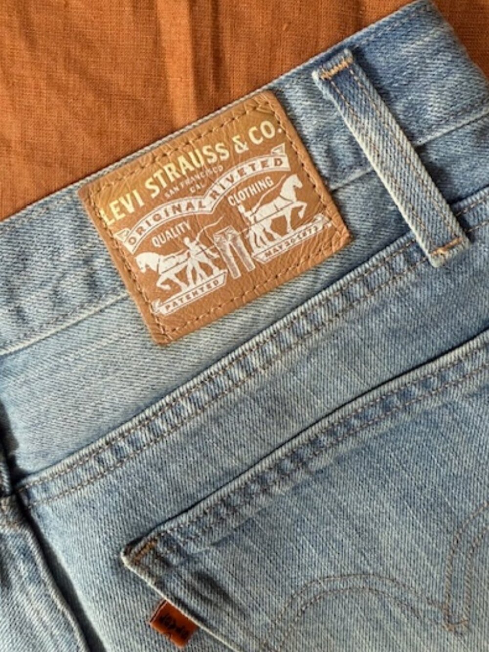 Levi's Vintage Orange Tab Denim Shorts (Size 26) - Picture 3 of 5